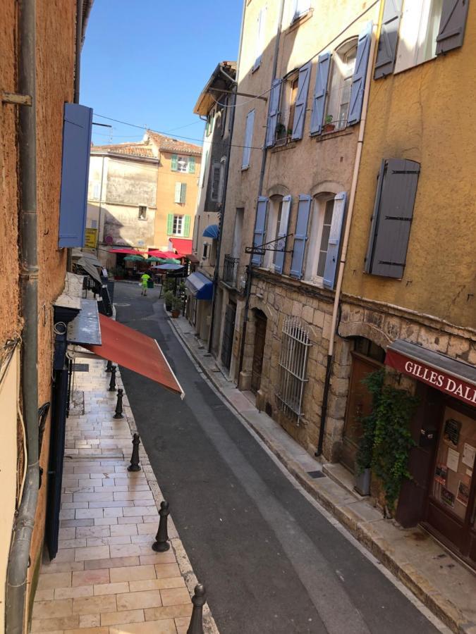 Fontaine Lägenhet Aups Exteriör bild